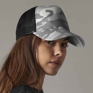 Beechfield Camo Snapback Trucker Cap